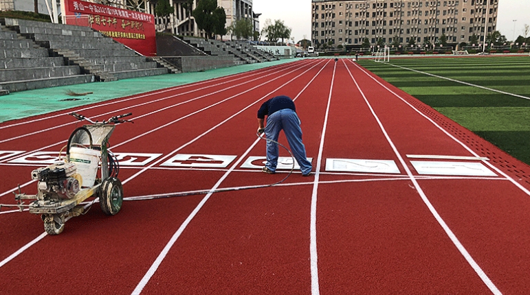 全塑型SPU跑道：城市绿道建设的新选择